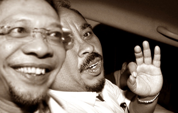Surat Terbuka Seorang Simpatisan PKS untuk Pimpinannya Surat Terbuka Seorang Simpatisan PKS untuk Pimpinannya