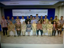 Menjaring Semangat Pengembangan UKM Menjaring Semangat Pengembangan UKM