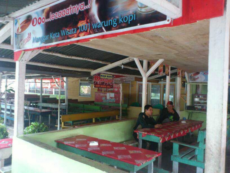 Manggar, Kota 1001 Warung Kopi. Manggar, Kota 1001 Warung Kopi.