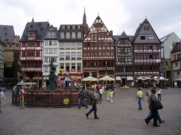 Memimpikan Jakarta Seperti Frankfurt Memimpikan Jakarta Seperti Frankfurt