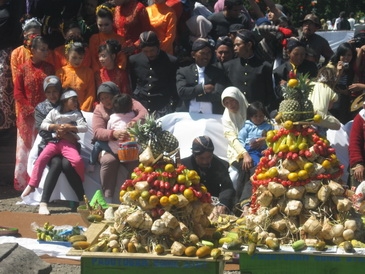 Pertentangan Telaga dan Kentang Pertentangan Telaga dan Kentang
