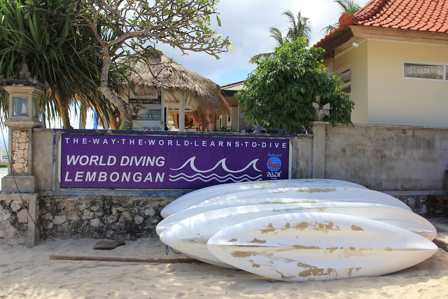 Serunya Jalan-jalan di Dasar Laut Pulau Lembongan, Bali Serunya Jalan-jalan di Dasar Laut Pulau Lembongan, Bali