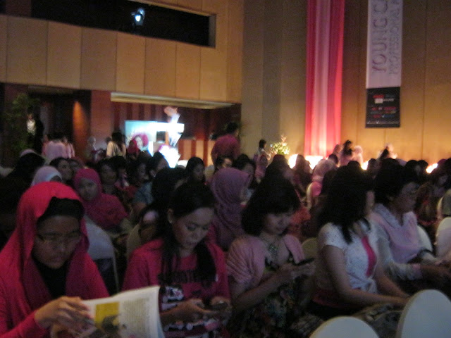 Gali Potensi Diri dan Kepedulian di Caring Colours YCPA2012 Gali Potensi Diri dan Kepedulian di Caring Colours YCPA2012