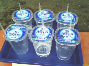 (Tips Ringan) Agar Minuman Tak Tertukar (Tips Ringan) Agar Minuman Tak Tertukar