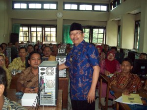 Dewan Warning Tegas Terkait Penyimpangan APBD Ponorogo 2012 Dewan Warning Tegas Terkait Penyimpangan APBD Ponorogo 2012