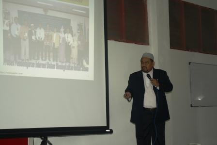 Yuk Kita Menulis dengan Hati! Yuk Kita Menulis dengan Hati!