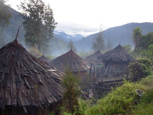 Membangun Negeri dari Kampung Membangun Negeri dari Kampung