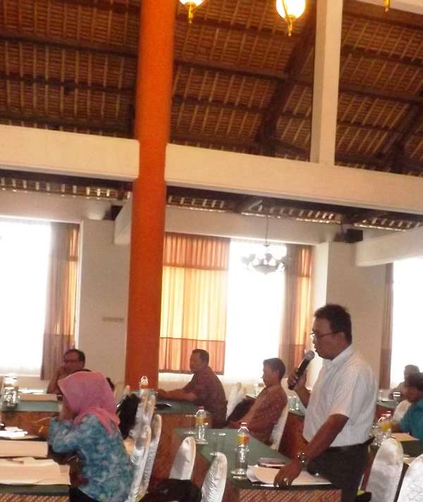 Penulisan Sejarah Lokal Memang Mahal Penulisan Sejarah Lokal Memang Mahal