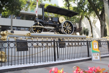 10 Wisata Di Bandung Yang Dijangkau Dengan Jalan Kaki 10 Wisata Di Bandung Yang Dijangkau Dengan Jalan Kaki