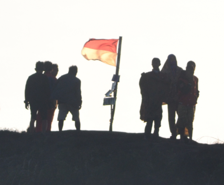 Nasionalisme Merah Putih: dari Siluet Gunung Andong sampai Jakarta