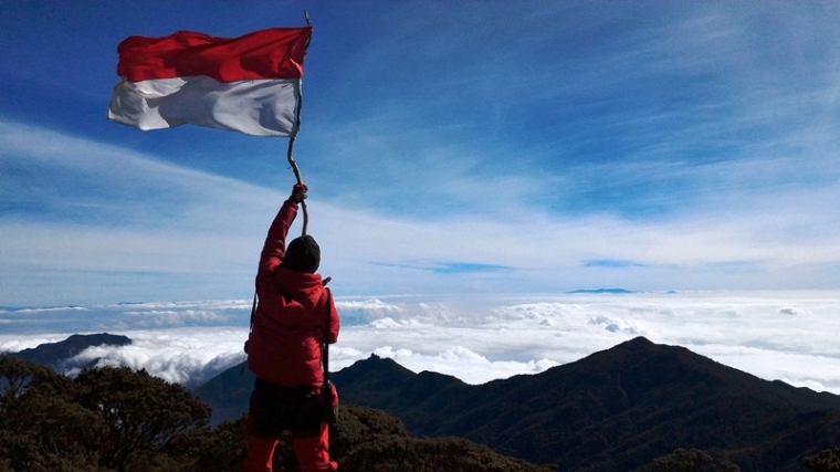 Jalan Berliku ke Puncak Rante Mario Gunung Latimojong, Atap Sulawesi