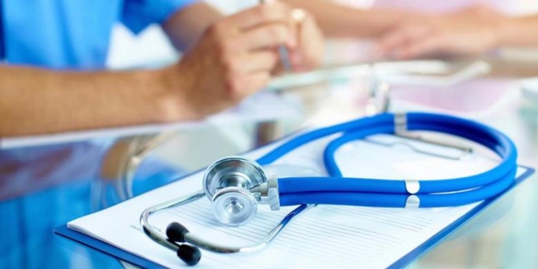 Hasil gambar untuk dokter politik