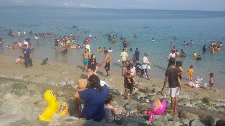  Pantai  Talise Kampung Nelayan  Palu Obyek Wisata Terapi 