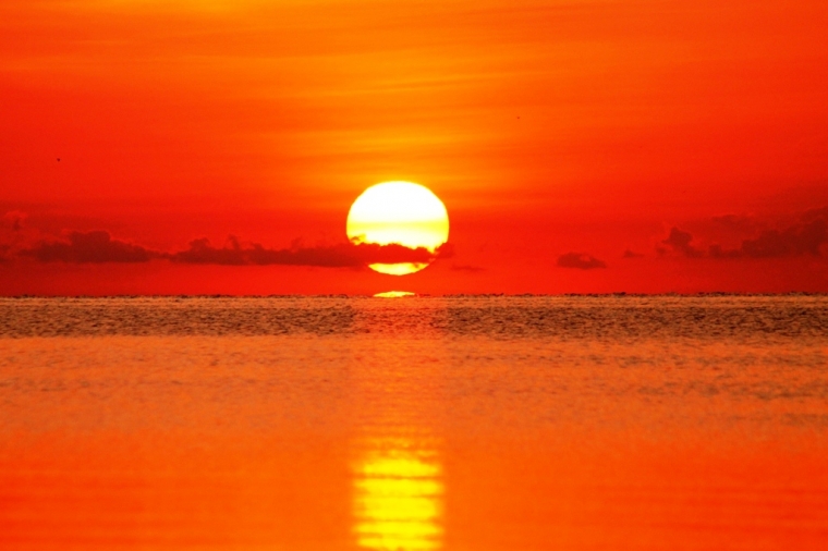 Photo Essay Sunset dan Sunrise Moment Istimewa Saat  Photo Essay Sunset dan Sunrise Moment Istimewa Saat