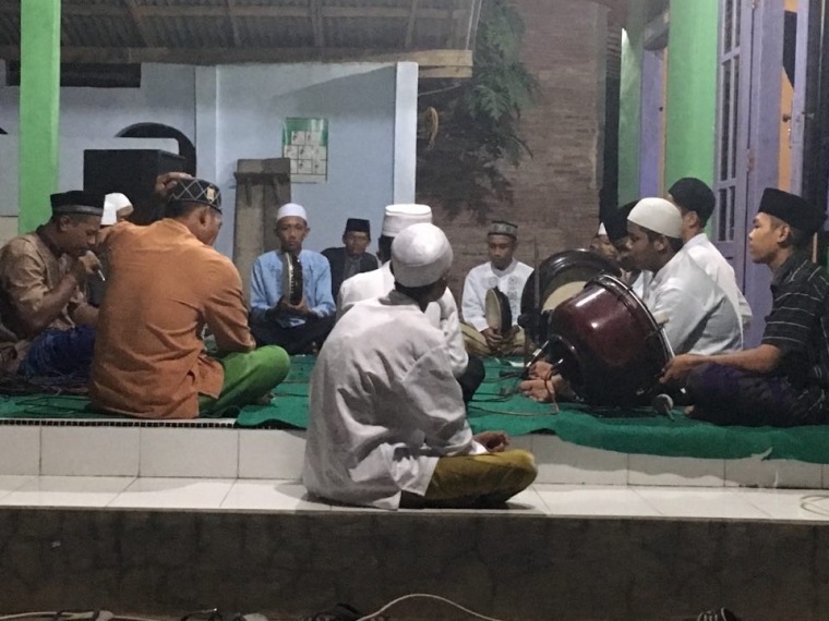 Maulid Nabi, Kitab Al Barzanji dan Sejarah Perlawanan (Non Maulid Nabi, Kitab Al Barzanji dan Sejarah Perlawanan (Non