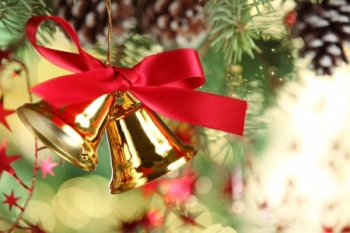 Puisi Lonceng Natal Puisi Lonceng Natal