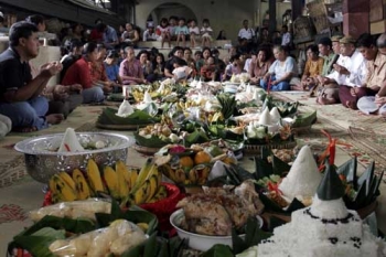 Kenduri Wujud Rasa Syukur Warga Desa Kompasianacom Kenduri Wujud Rasa Syukur Warga Desa Kompasianacom