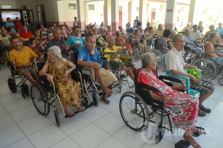 Masa Tua di Panti Jompo Antara Mitos dan Kebutuhan Masa Tua di Panti Jompo Antara Mitos dan Kebutuhan