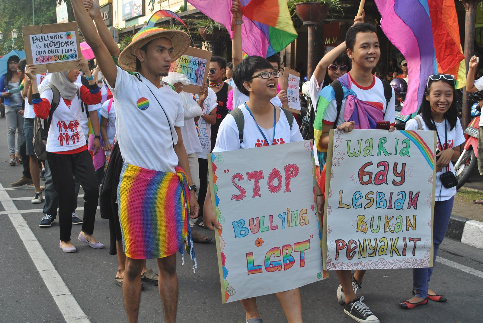 LGBT Bisa Menjadi Celah Menjatuhkan Jokowi Halaman 1 - Kompasiana.com