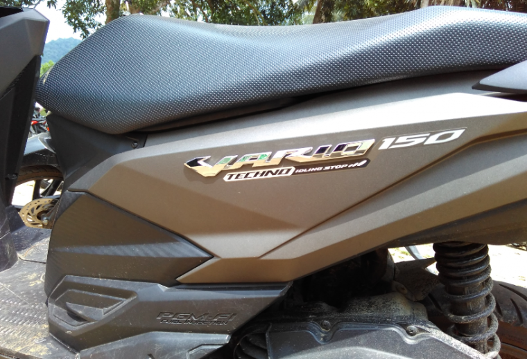 Honda Vario 150 eSP Motor Matik Sempurna Idamanku oleh Honda Vario 150 eSP Motor Matik Sempurna Idamanku oleh