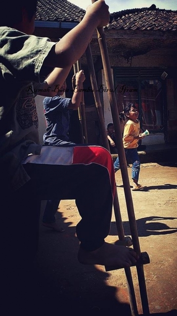 Alat Dan Bahan Membuat Egrang Bambu Sekilas Bahan Alat Dan Bahan Membuat Egrang Bambu Sekilas Bahan