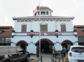 Hasil carian imej untuk sungai kecil di stasiun tawang