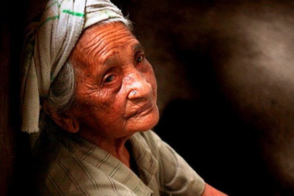 Nenek Tua di Sisi Kota Halaman 1 Kompasiana com Nenek Tua di Sisi Kota Halaman 1 Kompasiana com