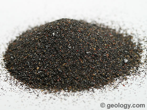 Mengenal tambang timah di Bangka Belitung Halaman 1 Mengenal tambang timah di Bangka Belitung Halaman 1