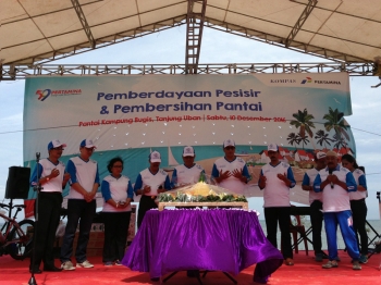 Kumpulan Mc Acara Family Gathering Kumpulan Contoh Teks MC Kumpulan Mc Acara Family Gathering Kumpulan Contoh Teks MC