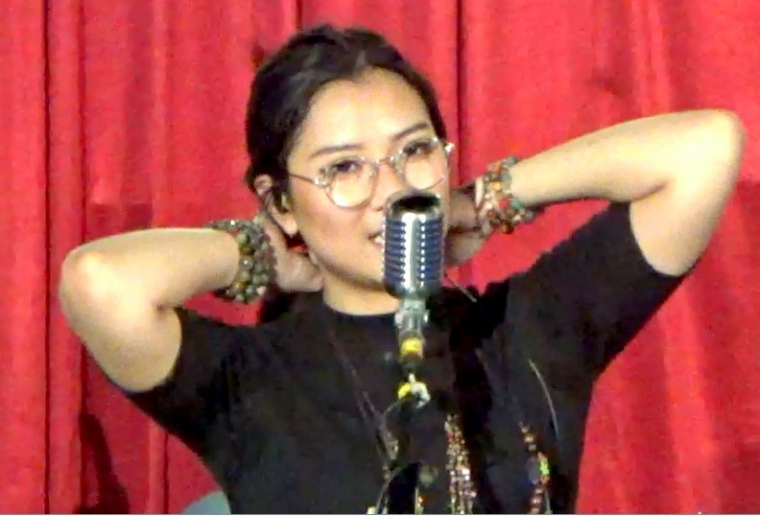 Suara Alto Danilla Riyadi Walau Serak Tapi Masih Seksi