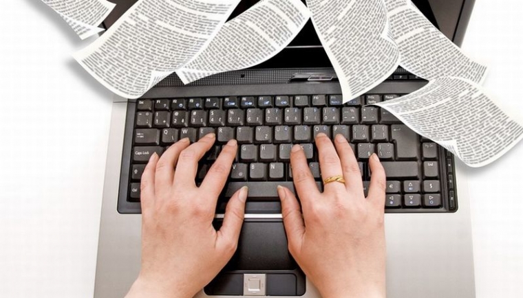 dan Twitter saja yang harus kau perhatikan √ 7 Tips Membuat Profil LinkedIn yang Profesional dan Menarik