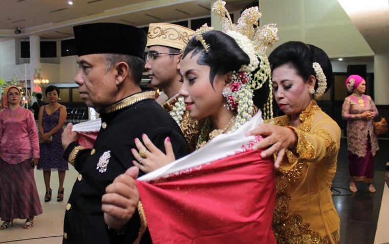Makna Dari Paribahasa Bibit Bebet Bobot Dalam Memilih Mantu