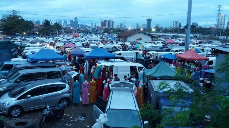 Mengenal Pasar Tasik Di Tanah Abang Oleh Nurhasanah Munir
