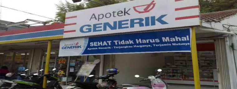 Kapok Beli Obat di Apotek Generik oleh Shendy Adam Kapok Beli Obat di Apotek Generik oleh Shendy Adam
