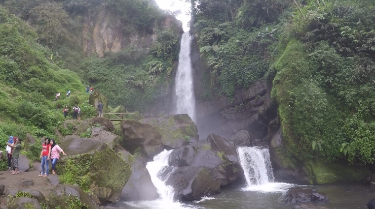 Coban Talun Kota Batu Tujuan Wisata untuk Segala Usia Coban Talun Kota Batu Tujuan Wisata untuk Segala Usia