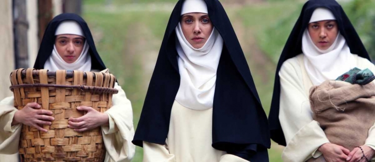 Apakah Film Komedi The Little Hours Menghina Biarawati Katolik? Halaman