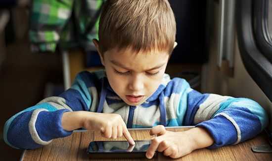 Gadget yang Telah Merampas Anak