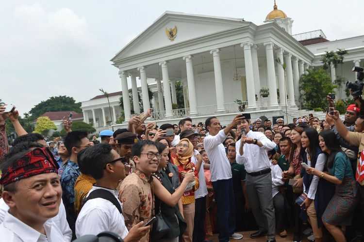 Sumpah Pemuda Masa Kini Hanya Mimpi? oleh Reza Nurrohman Sumpah Pemuda Masa Kini Hanya Mimpi? oleh Reza Nurrohman