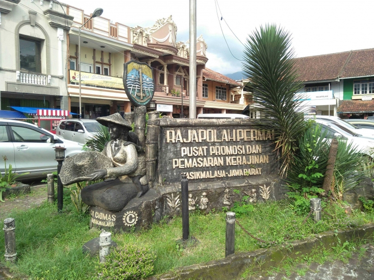 Rajapolah Permai Pusat  Kerajinan  Kabupaten Tasikmalaya  