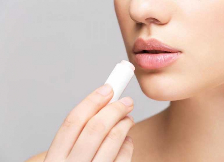 Penyebab Bibir Kering Yang Wajib Di Waspadai Halaman All Kompasiana Com