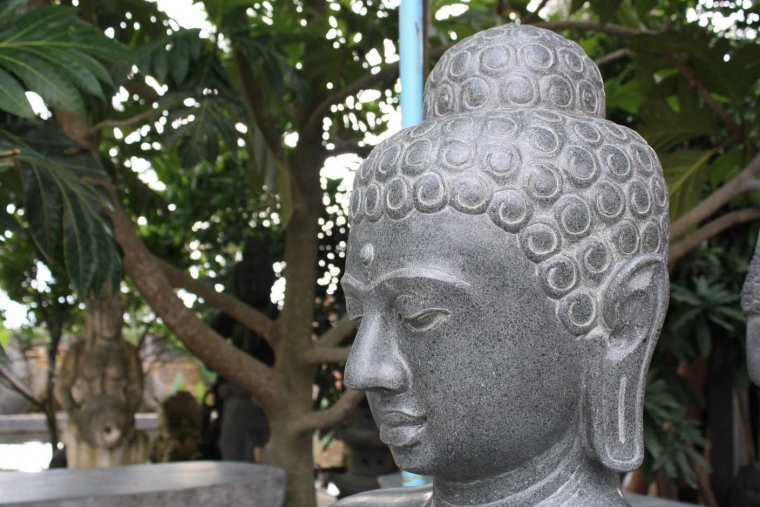 Fenomenologi Filsafat Uang Studi Etnografi pada Kerajinan Fenomenologi Filsafat Uang Studi Etnografi pada Kerajinan