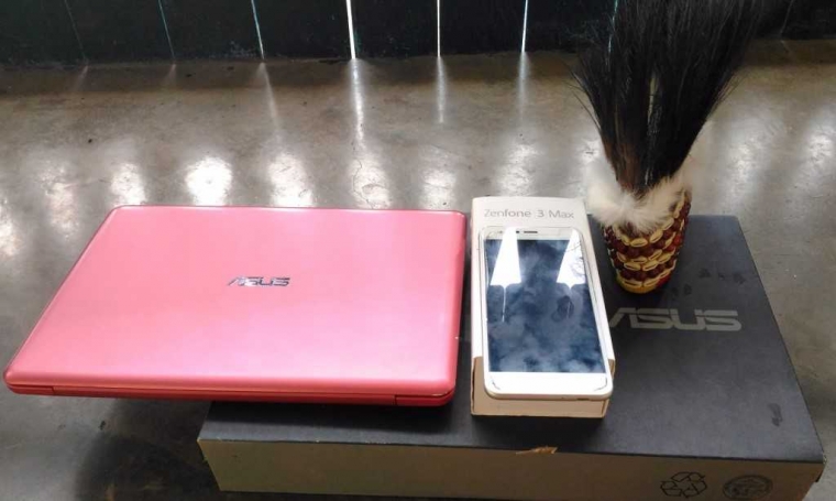 Alasan Pemuda Papua Jatuh Cinta pada Ketangguhan Gawai dari ASUS