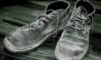 Puisi Tentang Sepatu Kompasiana Com Puisi Tentang Sepatu Kompasiana Com