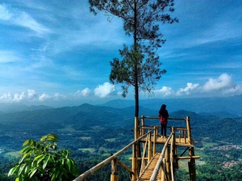 Wisata Bukit Panembongan Keasriannya Instagram Genic