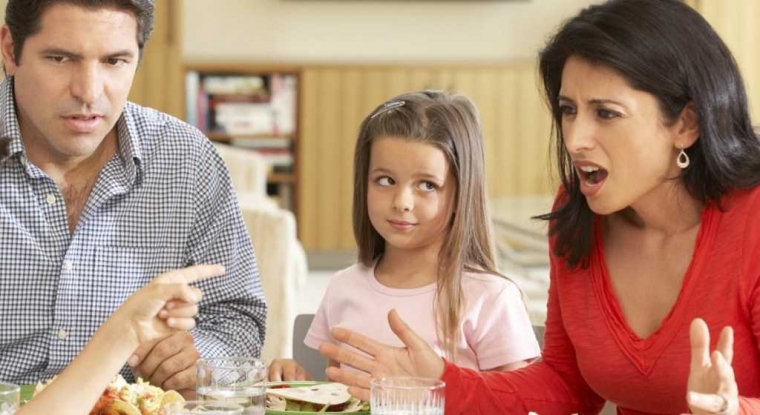 Benturan Kepentingan Keluarga  Milikilah Semangat  Benturan Kepentingan Keluarga  Milikilah Semangat