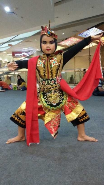 Cantik Background Tari Tradisional Beauty Glamorous Cantik Background Tari Tradisional Beauty Glamorous