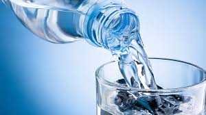 Perbanyak Minum Air Putih, Kurangi  Minuman Manis Saat Saur