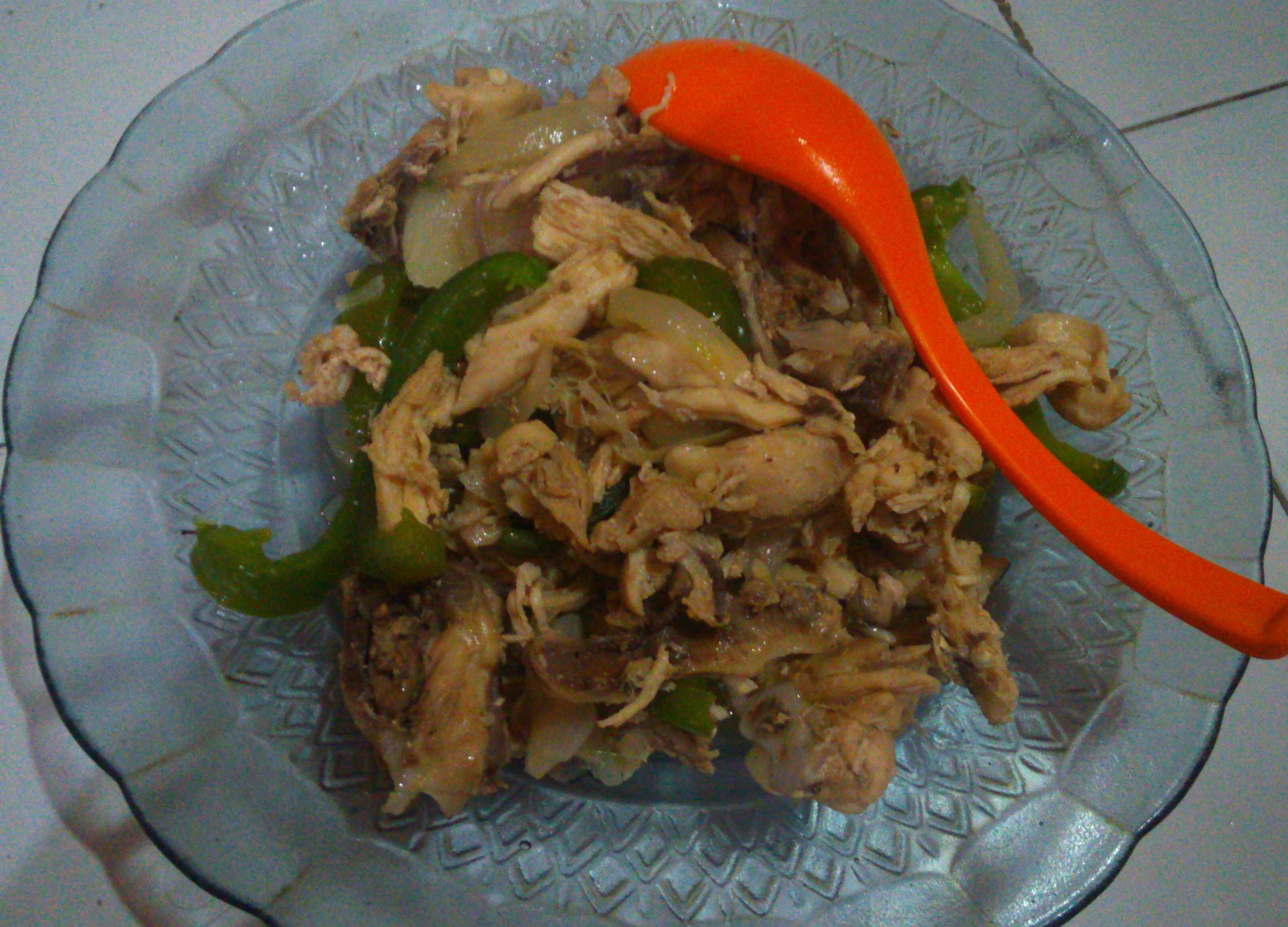 Resep Sahur yang Praktis dan Bergizi, Ayam Tumis Paprika