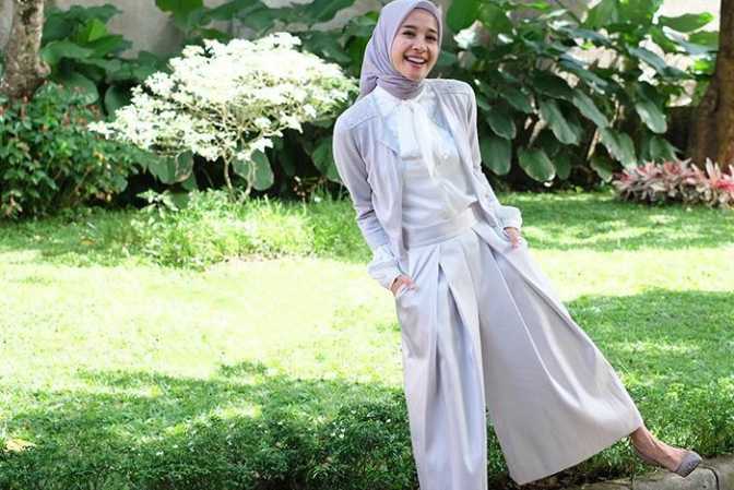 Ini 5 Pilihan "Outfit" Terbaik Saat Ramadan