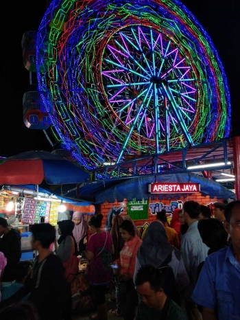 600+ Gambar Rumah Hantu Pasar Malam Gratis Terbaru